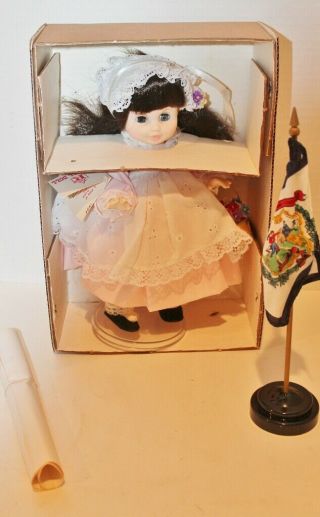 Vtg Royal House Of Dolls - Mary Jane Grows Up In Usa - 11” Doll - West Virginia - Euc