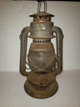 Antique/vintage Dietz Little Wizard Barn/railroad Lantern York Barn Find