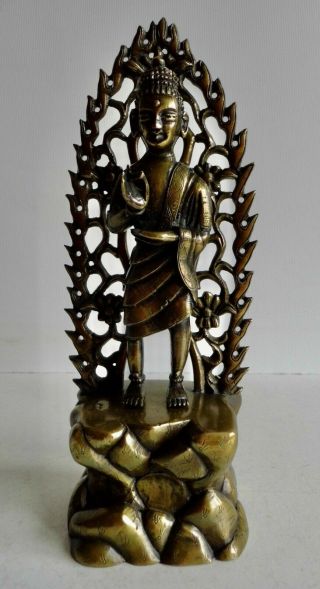 EXCEPTIONAL ANTIQUE CHINESE BRONZE BUDDHA FIGURE - APPROX 9 