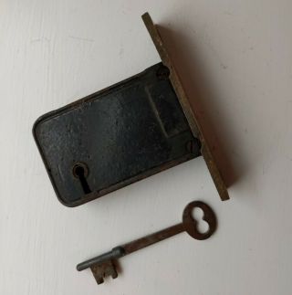 Antique Vintage Yale Deadbolt Lock With Skeleton Key Brass Faceplate