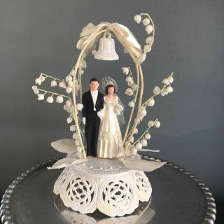 1950 Wedding Cake Topper Chalkware Plastic True Vintage Brunette Bride Groom
