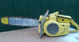 Vintage Mcculloch D30 Chainsaw Chain Saw With 16 Inch Wide Bar Old Chainsaw Rare