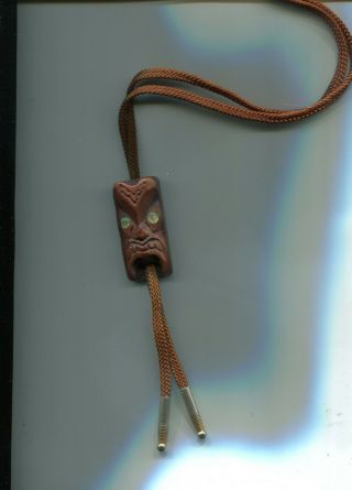 Vintage Zealand Maori Carved Wood Tiki Moko Bolo Tie Paua Shell Eyes / Rare