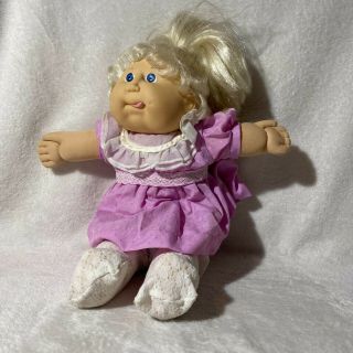 Vintage Cabage Patch Doll 1982 Blonde Hair Blue Eyes Girl Tongue Sticking Out.