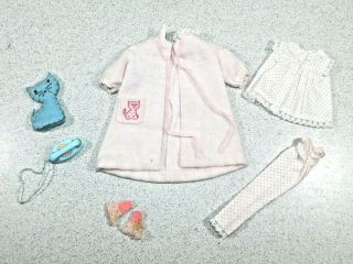 Barbie: Skipper Vintage 99 Complete Dream Time Outfit