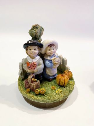 Vintage Ceramic Thanksgiving Pilgrim Fall Candle Jar Topper/Base Fits Yankee 3