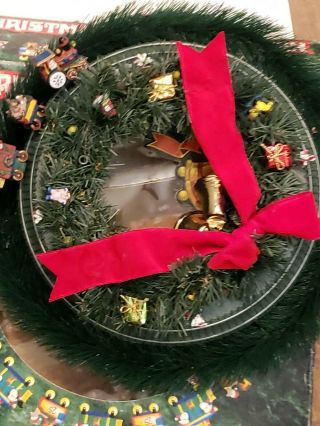 Christmas Garden Train Wreath Battery Operated Animated Lighted Decor Rare