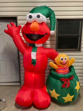 Rare 2005 Sesame Street Elmo Christmas Gemmy Airblown Inflatable Over 7 Ft Tall