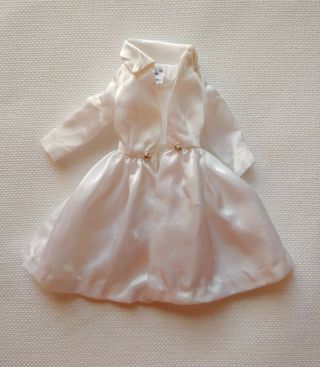 Vintage Barbie “white Magic” 1607 (1964) Fashion Pak (1963) White Satin Coat