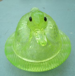 lime green Glass HEN ON A NEST candy Dish rare 2