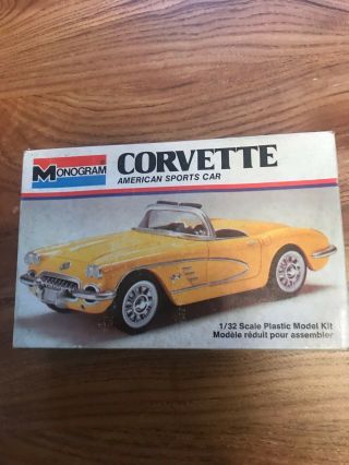 Vintage Monogram Plastic Model Kit 1/32 Scale Corvette American Sports Car