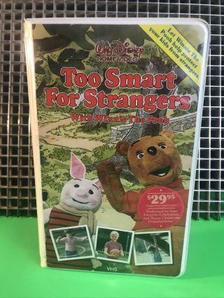 Too Smart For Strangers Winnie The Pooh - Vhs•walt Disney•rare•clamshell