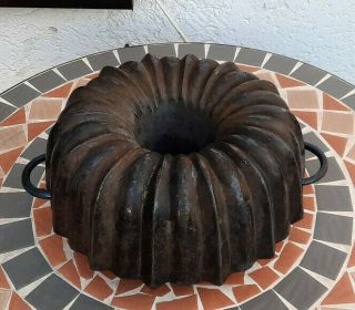 Cast Iron Baking Pan Mold Bundt Cake The Aristocrat Tall Cone Antique Rare