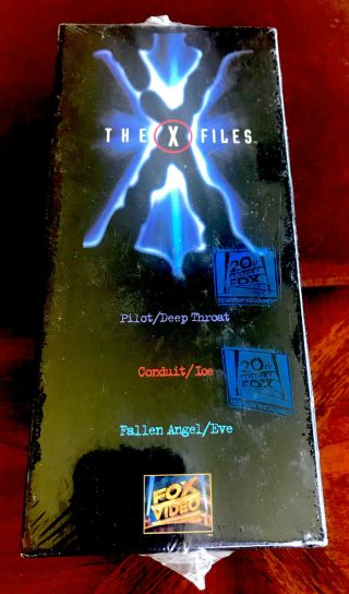 Rare X - Files Vhs 1996 Fox Box Set - With Note From Rupert Murdoch
