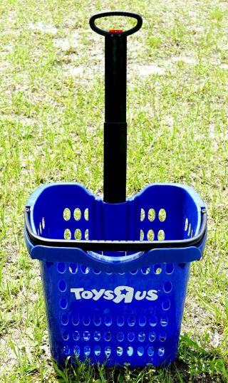 Toys R Us Blue Plastic Rolling Shopping Basket Very Rare Geoffrey Giraffe