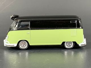 1960 60 VW PANEL DELIVERY VAN w/opening trunk RARE 1:64 DIECAST DIORAMA MODEL 2