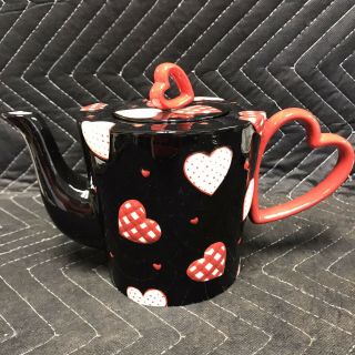 Rare Vintage Burton & Burton Whimsical Tea Pot Black With Red Hearts Locking Lid