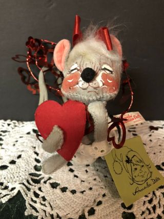 Adorable Vintage Annalee Doll Valentine Grey Mouse 6 " Holding Heart 1965