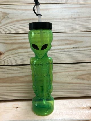 Rare Vintage 1997 Green Plastic Sci Fi/alien Drinking Cup/tumbler With Straw