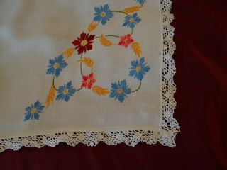 Antique Vtg Table Cloth Handmade White Unusual Embroidered Floral Crochet Lace