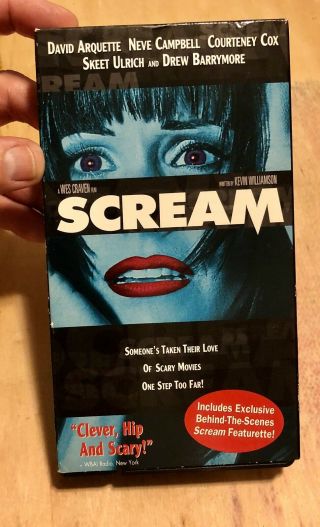 Scream (vhs Tape - 1997) Rare Blue Cover Courteney Cox
