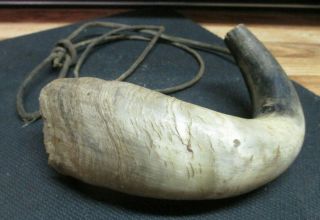 VINTAGE OLD ANTIQUE POWDER HORN WITH LEATHER STRAP 2