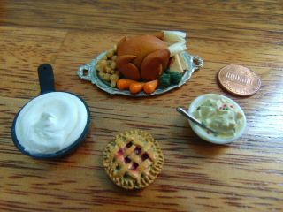1:12 Scale Dollhouse Miniature Thanksgiving Christmas Dinner Turkey Vintage