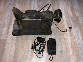 Antique Singer Sewing Machine With Light And Motor