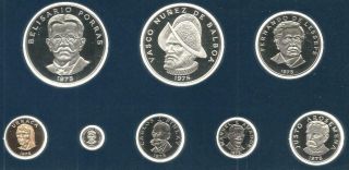 1975 Panama 8 Coin Silver Proof Set With Rare 5 Balboa Coin - &
