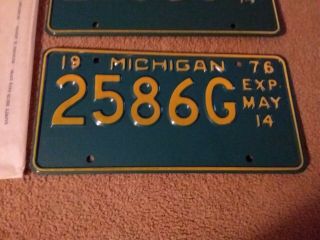 Nos Rare Vtg 1976 Commercial Michigan License Plate 1/2 Year Pair