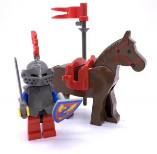 Vintage Lego Castle Dragon Knight Minifig W/brown Horse &