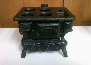 Antique Salesman Sample Or Toy Cast Iron American Cooking Stove Embossed