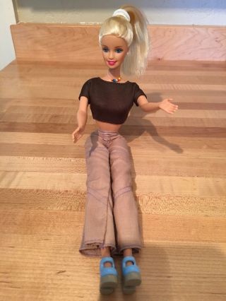 Vintage Mattel 1966 Barbie Doll Blond Hair Blue Eyes 3