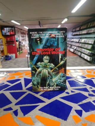 Warrior Of The Lost World - Vhs Rare Oop Htf Star Classics