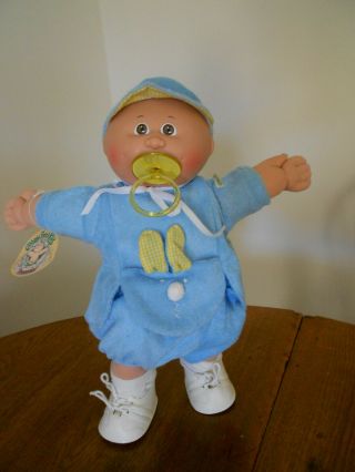Vintage Coleco Cabbage Patch Kid Preemie Boy W.  Pacifier Bunny Outfit