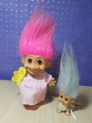 Rare Vintage Medium 4.  5 " Russ Troll Pregnant Mummy - To - Be Pink Hair & Baby