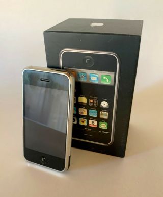 Rare Apple Iphone 1st Generation - 8gb - W/ Matching Number & Box