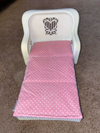 Vintage 1983 Mattel Barbie White Wicker Chair Pull Out Lounge Couch Bed