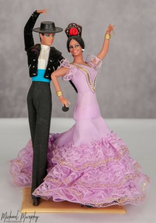 Vintage 7.  5” Marin Spanish Flamenco Chiclana Dancing Pair Couple