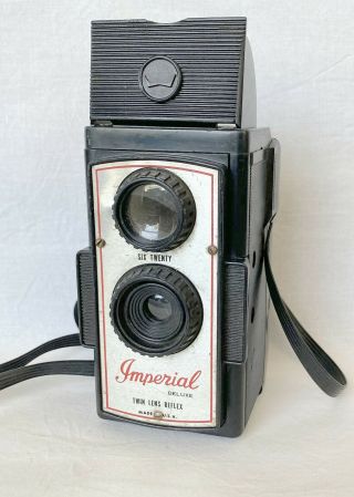 Rare Antique Imperial Deluxe Twin Lens Reflex Camera.