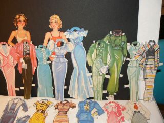 Grown - up Paper Dolls 1936,  4 Dolls,  79 Cutout Cloths & Accessories 3