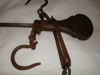 VINTAGE CAST IRON HANGING SCALE BALANCE BEAM ARM WITH HOOKS COUNTER WEIGHT 3