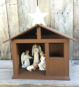Vintage Inarco Angels & Baby Jesus Set With Handmade Wooden Creche Lighted Rare