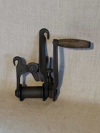 Vintage Antique Cast Iron Barbed Wire Fence Stretcher Puller With Wood Handle