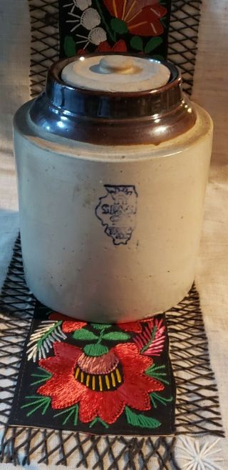 Sp&s Co.  1/2 Gallon Crock With Lid