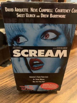 Scream (vhs 1997) Neve Campbell Blue Cover Variant Horror Rare Non - Rental