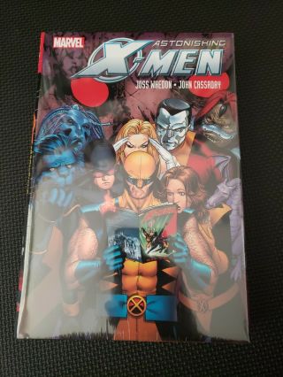 Astonishing X - Men By Joss Whedon Omnibus Dm Variant Hardcover Hc Rare Oop