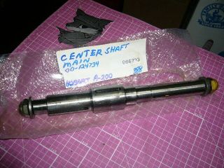 Center Main Shaft.  Old Style - Rare,  00 - 124734,  Hobart A200 Mixer,  Great Cond.