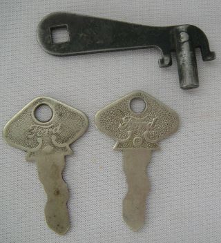 3 Antique Ford Model T Keys - Coil Switch,  57 58 Ignition Keys -