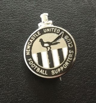 Rare Vintage 1960s Newcastle United Supporters Club Badge Maker Reeves
